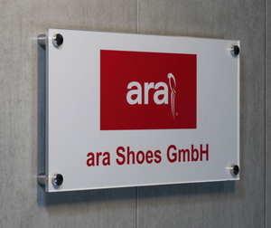 Firmenschild fr Hersteller ara Shoes Gmbh